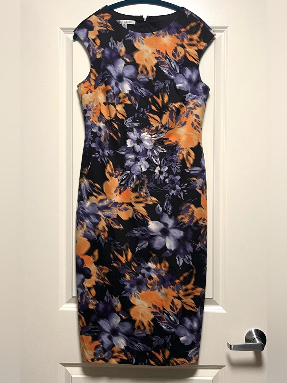 EUC Maggy London Sheath Column Dress Orange Purple Black Abstract Floral 12